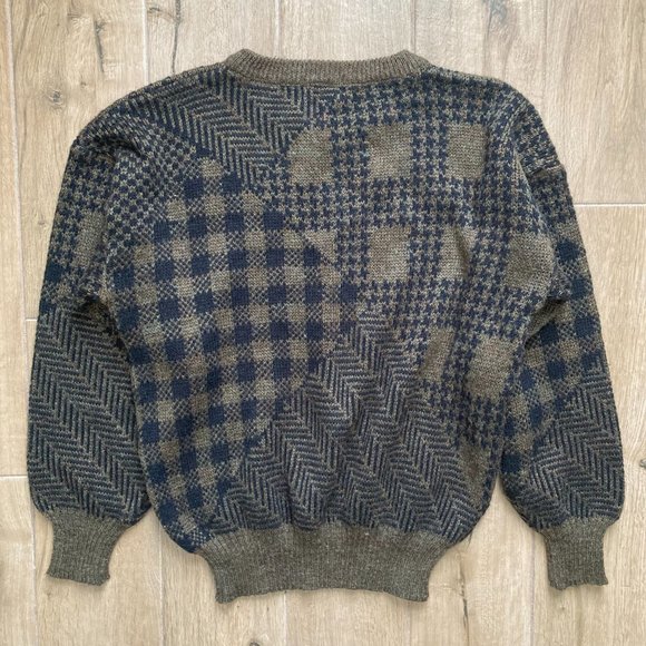 Men's Vintage '80s Sweater - Picture 2 of 6